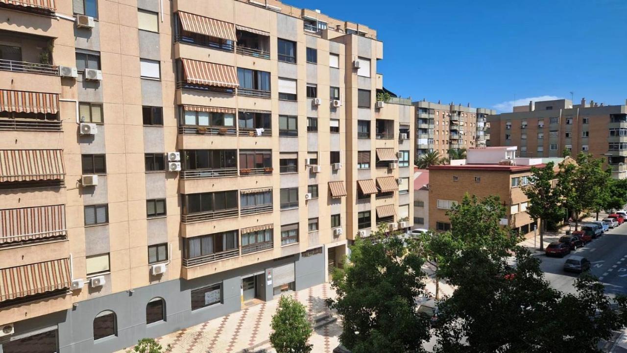 Centro Y Playa Málaga Exterior foto